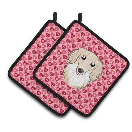 Carolines Treasures Longhair Creme Dachshund Hearts Pair of Pot Holders BB5282PTHD